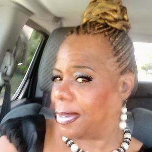 Meet your Posher, Rita